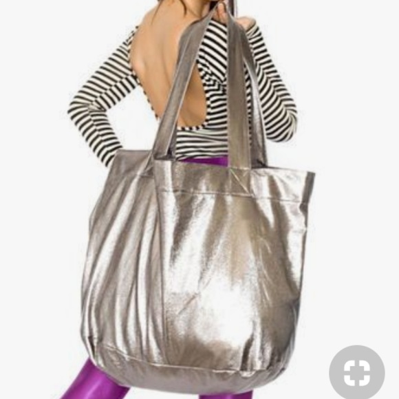 American Apparel Handbags - ISO AMERICAN APPAREL METALLIC OVERSIZED TOTE